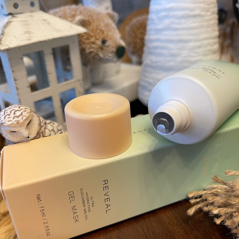TYNT BEAUTY Reveal Spa Water Gel Mask - Picture 3 of 6